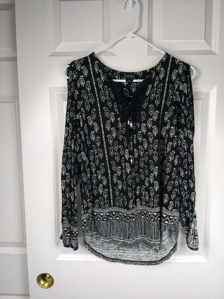 Lucky Brand Black White Boho Long Open Sleeve Paisley Patterned Blouse Sz S